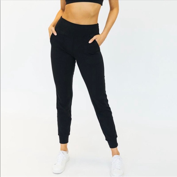 SOLD! SENITA - Studio Skin Joggers in Black - XS - Picture 3 of 4